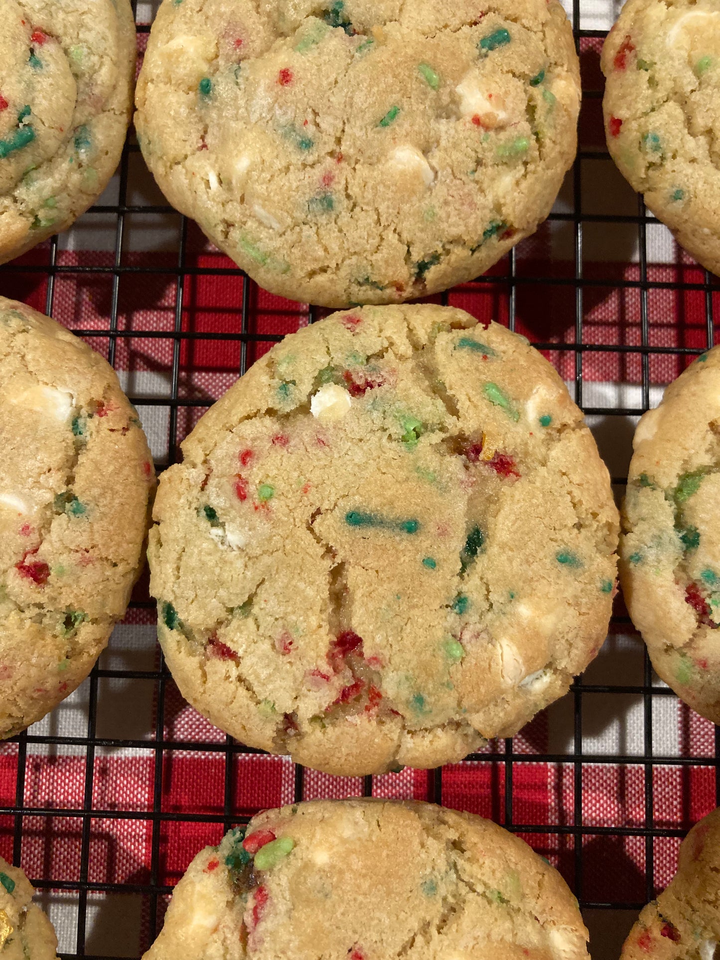 Bucket of Cup O' Cheer Cookies
